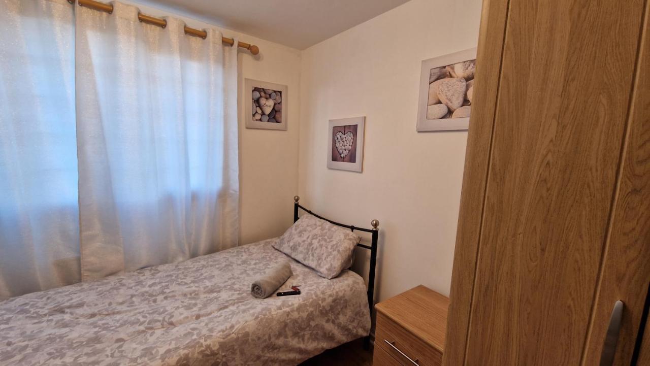Shergold House Swindon Dış mekan fotoğraf